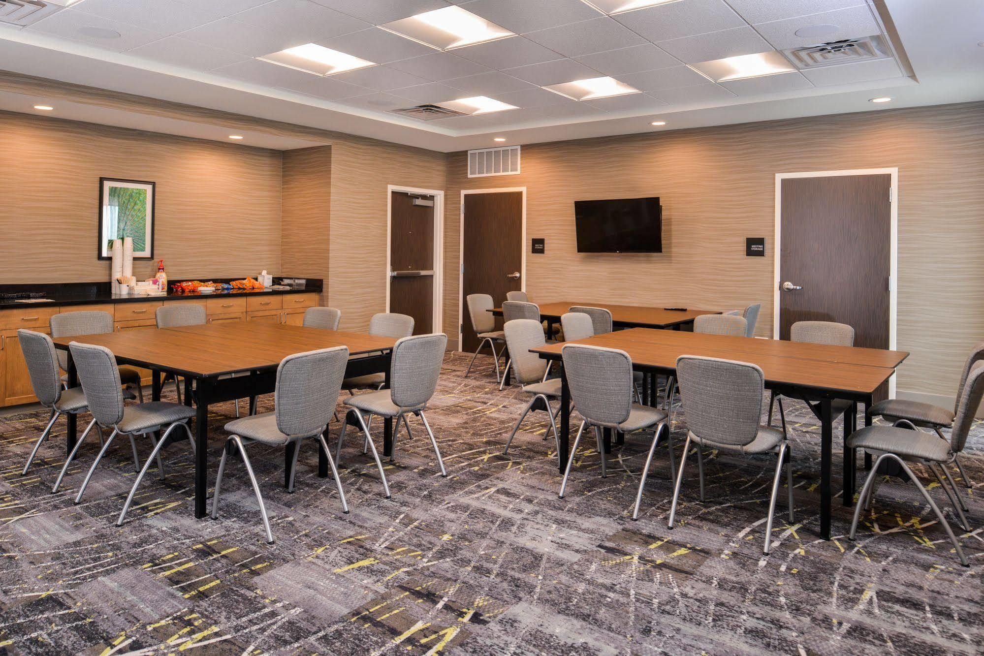 Carter Lake Hampton Inn By Hilton Omaha Airport, Ia מראה חיצוני תמונה