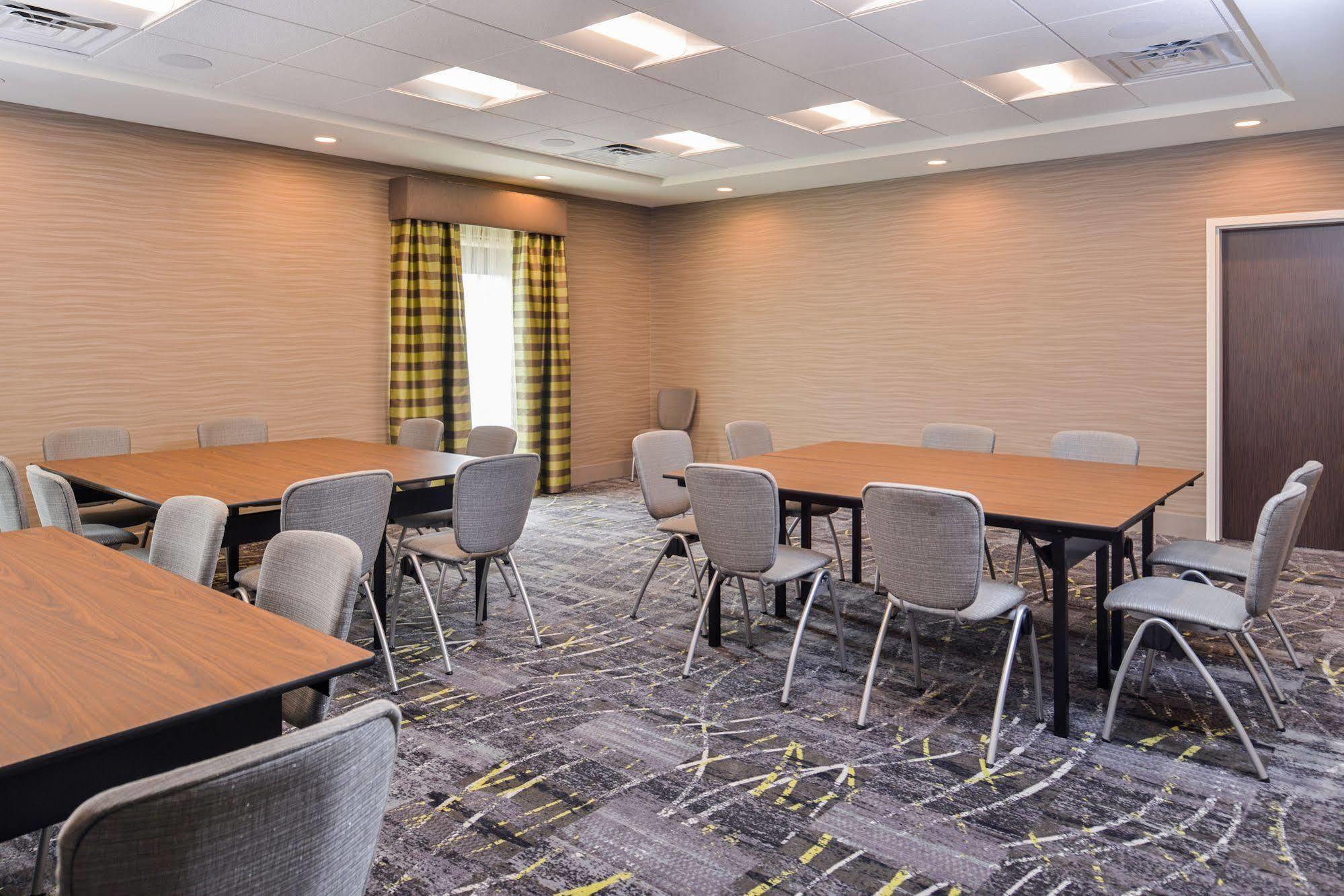 Carter Lake Hampton Inn By Hilton Omaha Airport, Ia מראה חיצוני תמונה